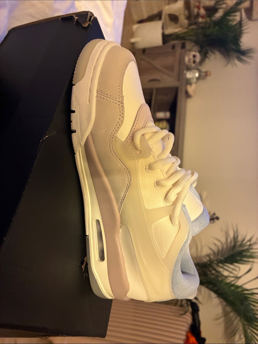 **NEW*** Air Jordan’s **Nike Low-Top Sneakers in Cream and Light Gray
